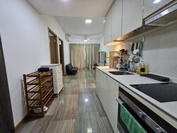 Lakeville (D22), Condominium #557139851